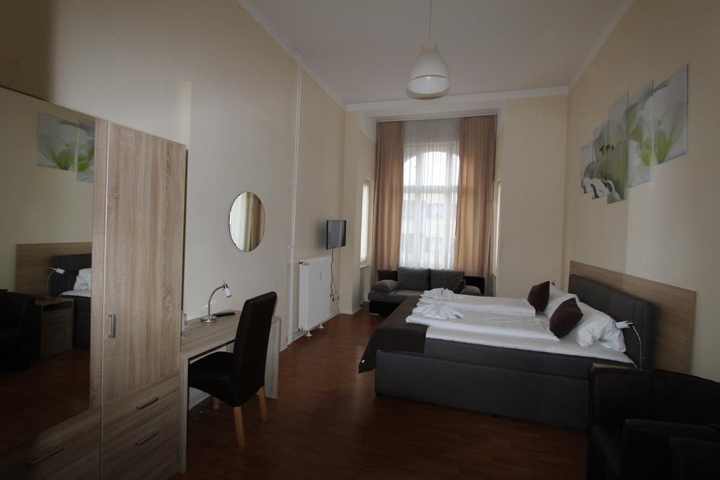 Hotel Elegia Am Kurfuerstendamm Берлин Стая снимка