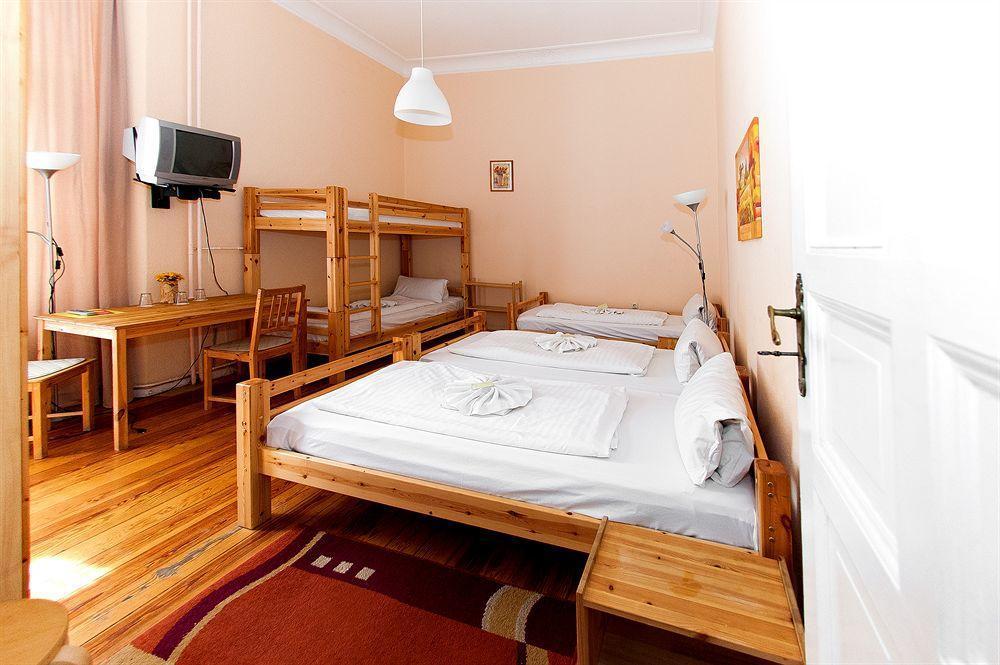 Hotel Elegia Am Kurfuerstendamm Берлин Екстериор снимка