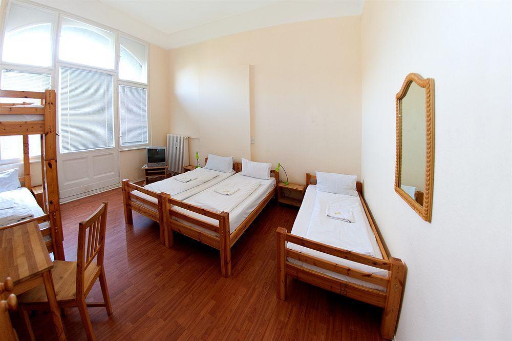 Hotel Elegia Am Kurfuerstendamm Берлин Екстериор снимка