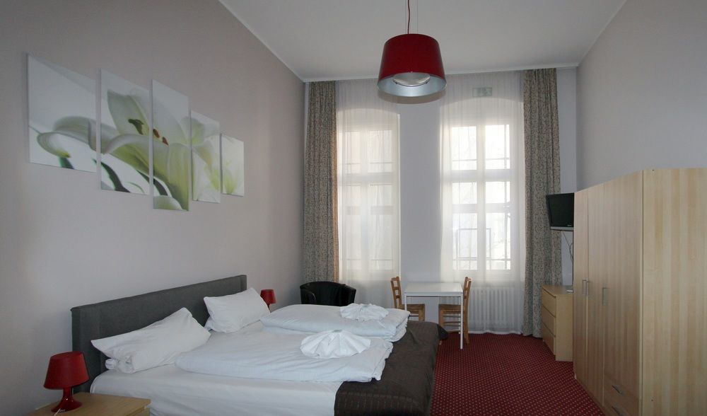 Hotel Elegia Am Kurfuerstendamm Берлин Екстериор снимка