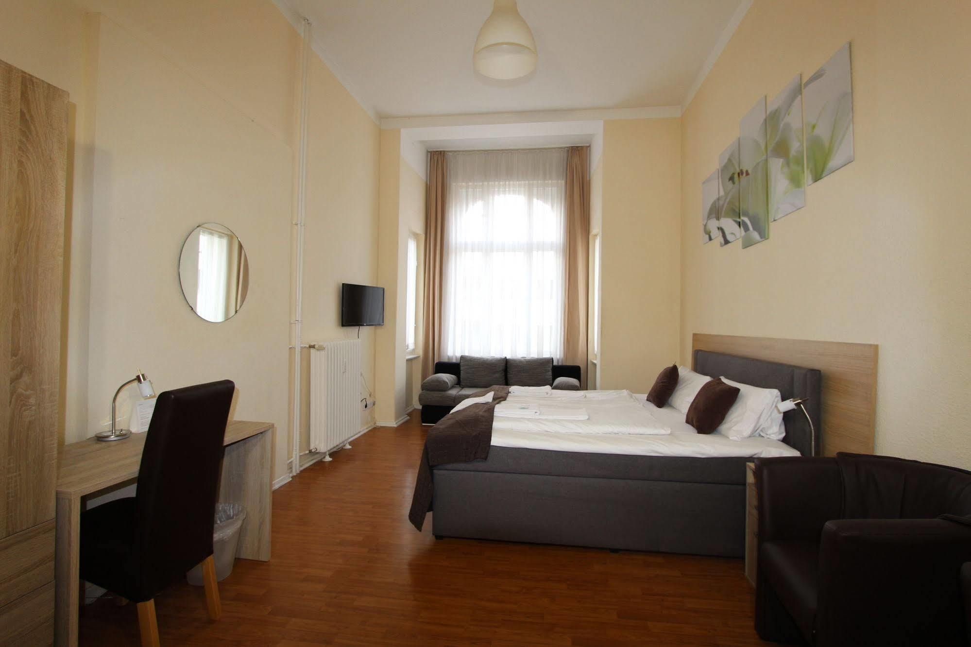 Hotel Elegia Am Kurfuerstendamm Берлин Екстериор снимка