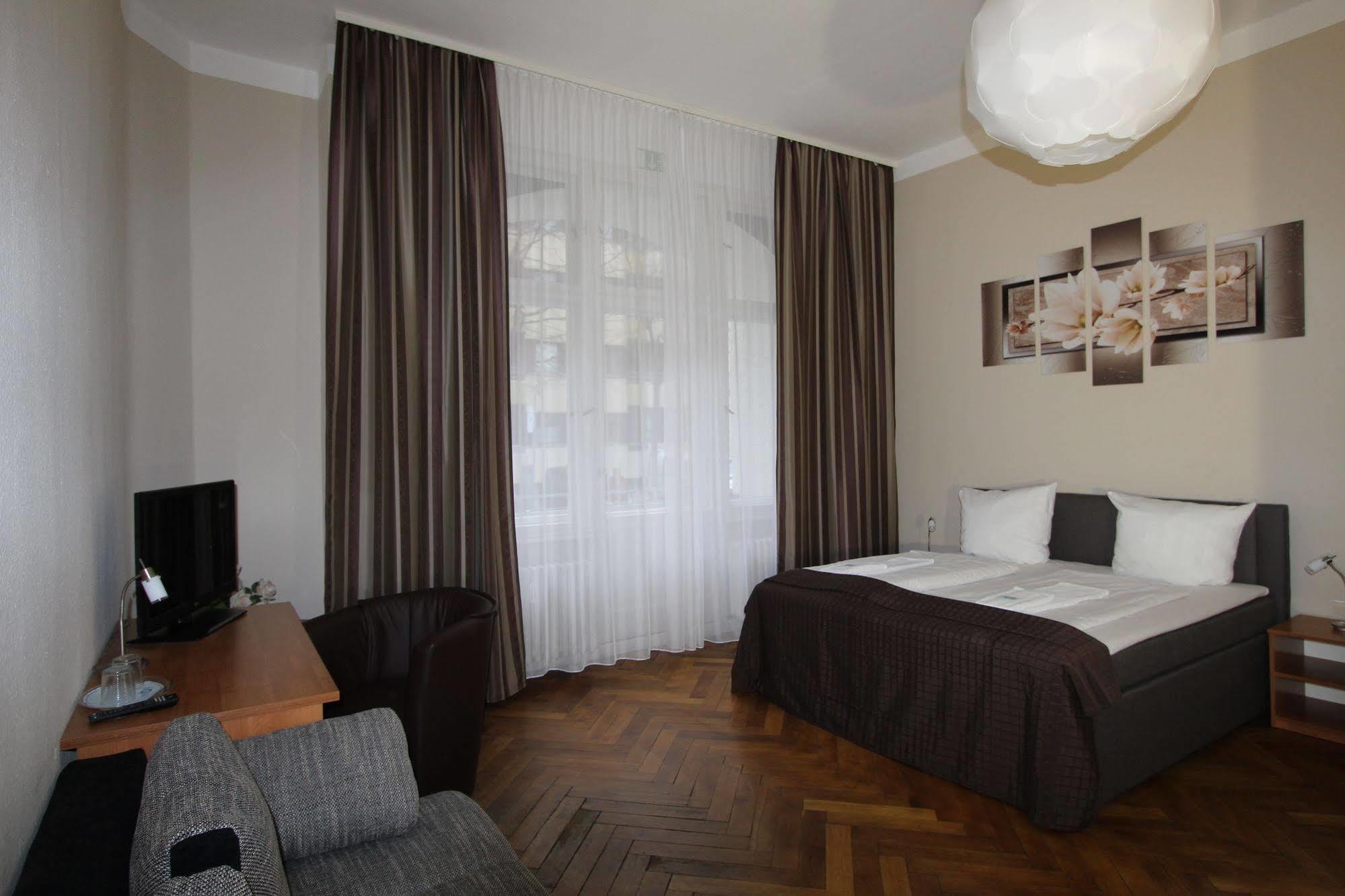 Hotel Elegia Am Kurfuerstendamm Берлин Екстериор снимка