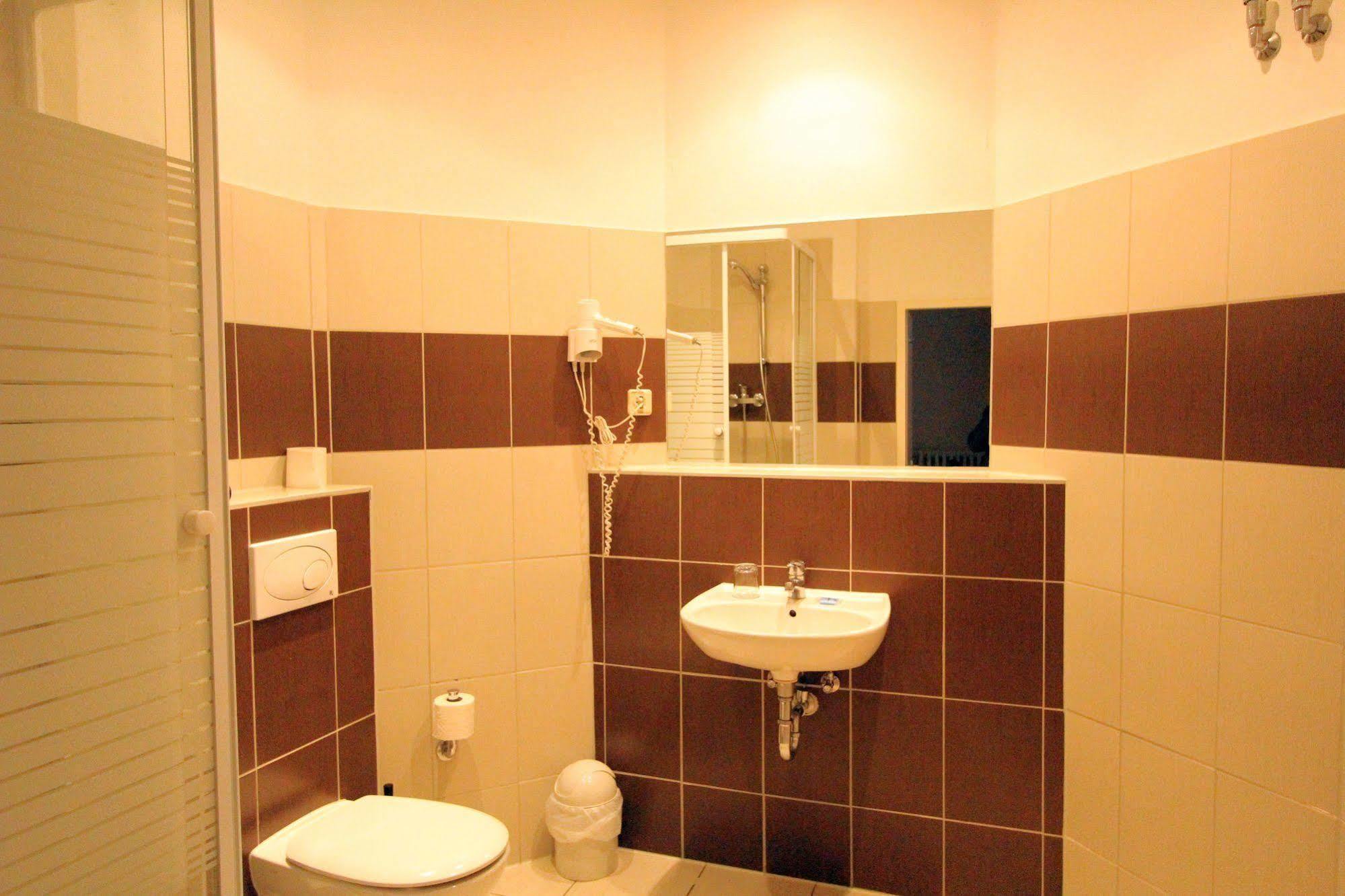 Hotel Elegia Am Kurfuerstendamm Берлин Екстериор снимка