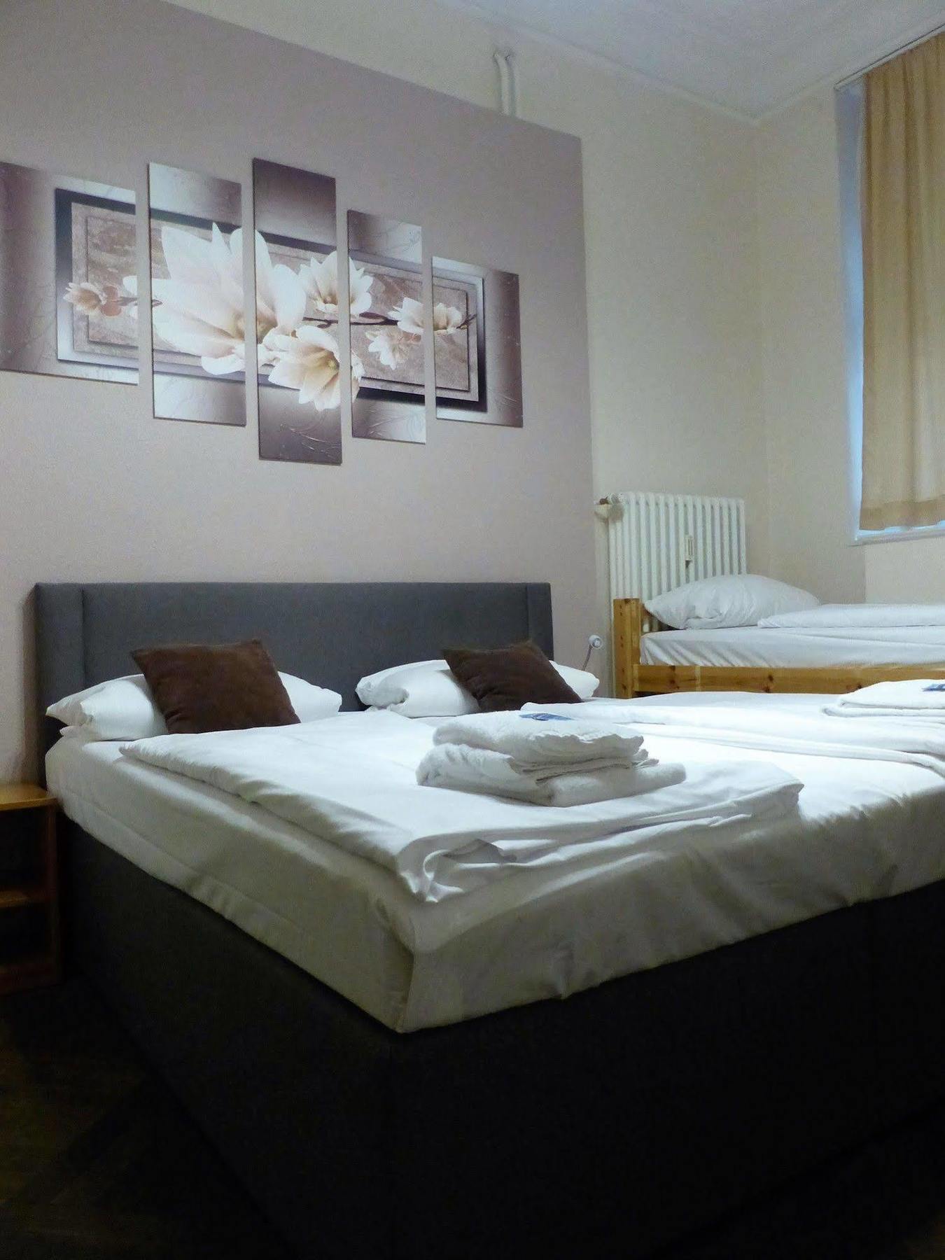 Hotel Elegia Am Kurfuerstendamm Берлин Екстериор снимка
