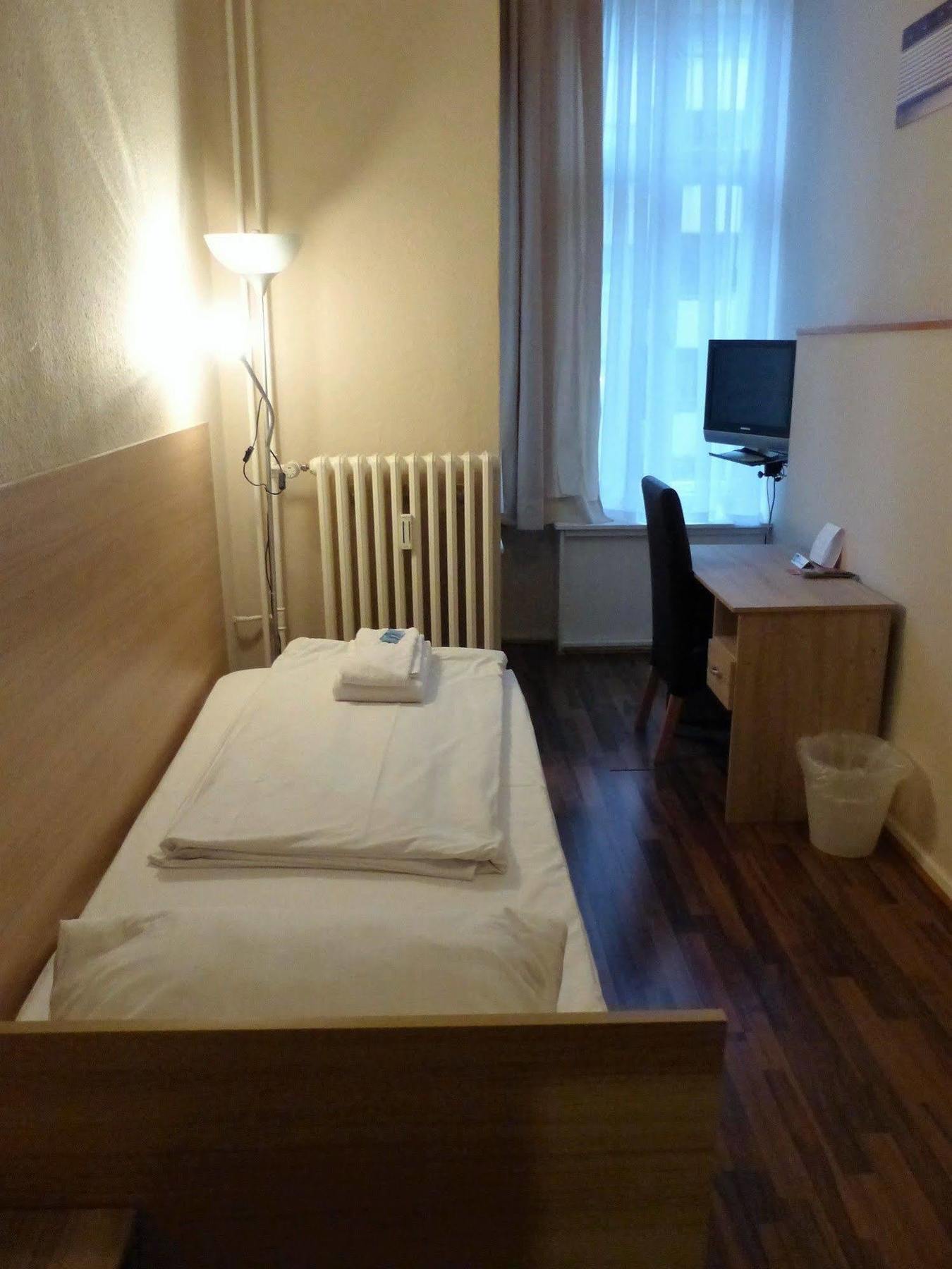 Hotel Elegia Am Kurfuerstendamm Берлин Екстериор снимка